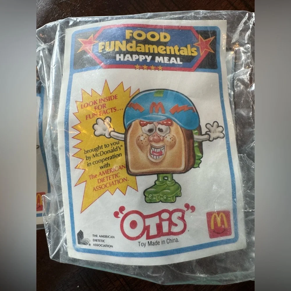 Vintage 1992 McDonald’s Food FUNdamentals Happy Meal Toys Ruby & Otis Sealed Lot